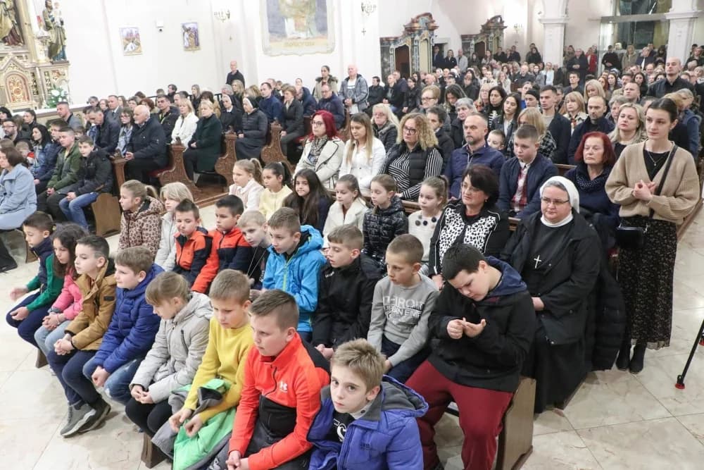 FOTO: Misa večere Gospodnje u Požegi