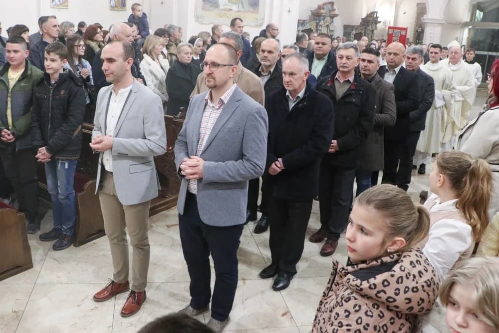 FOTO: Misa večere Gospodnje u Požegi