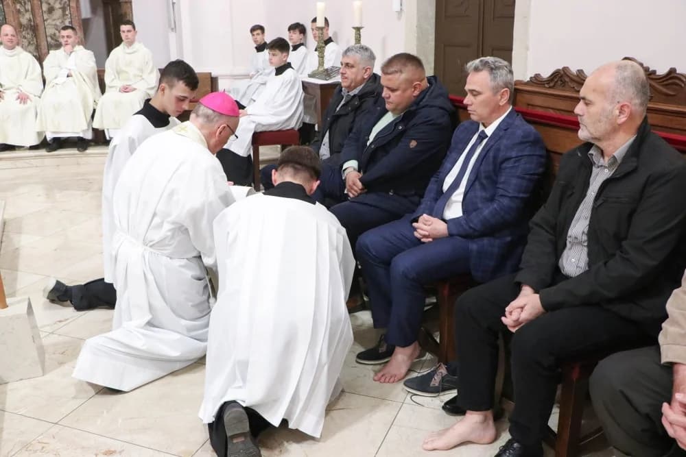 FOTO: Misa večere Gospodnje u Požegi