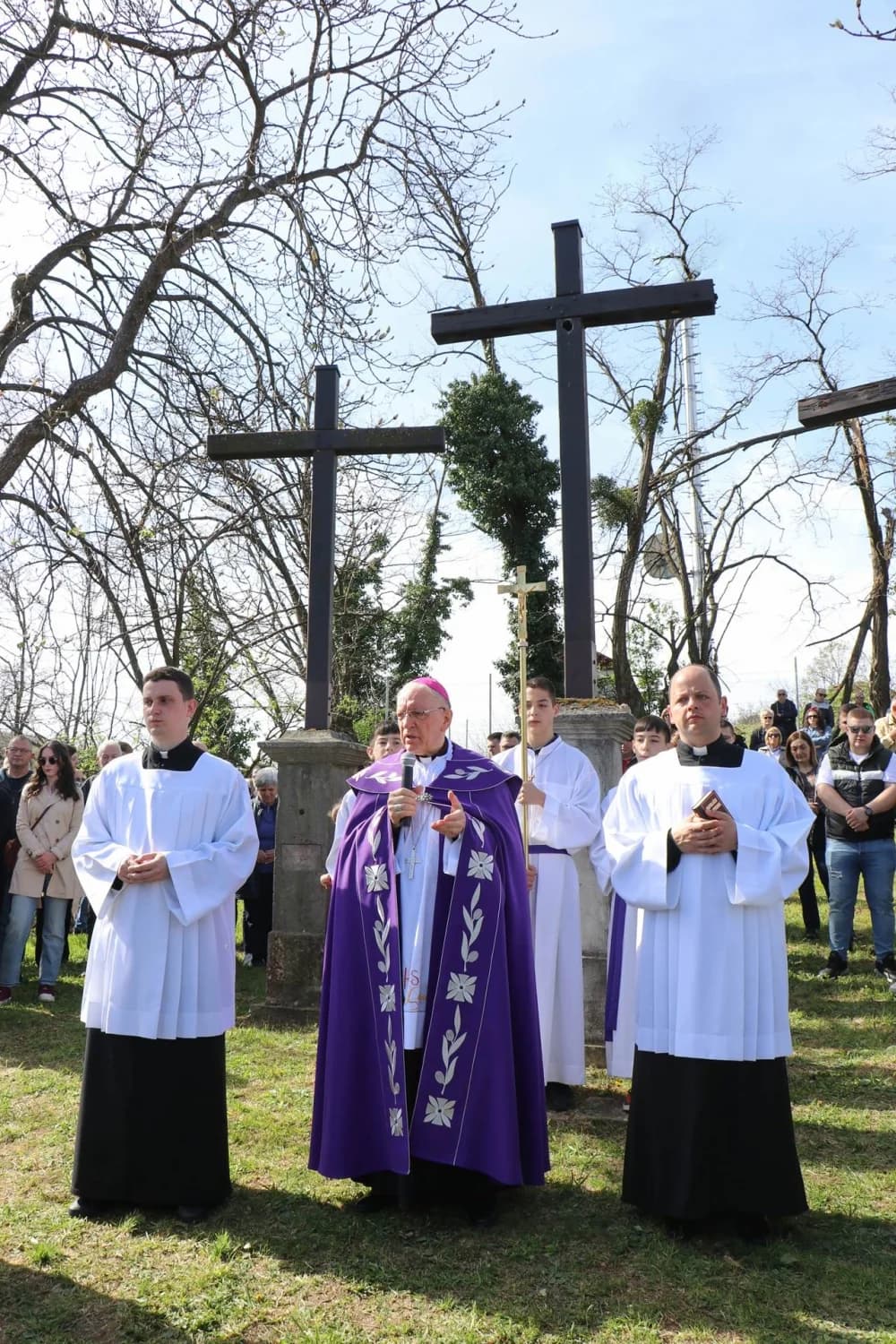 Križni put na Veliki petak na požeškoj Kalvariji