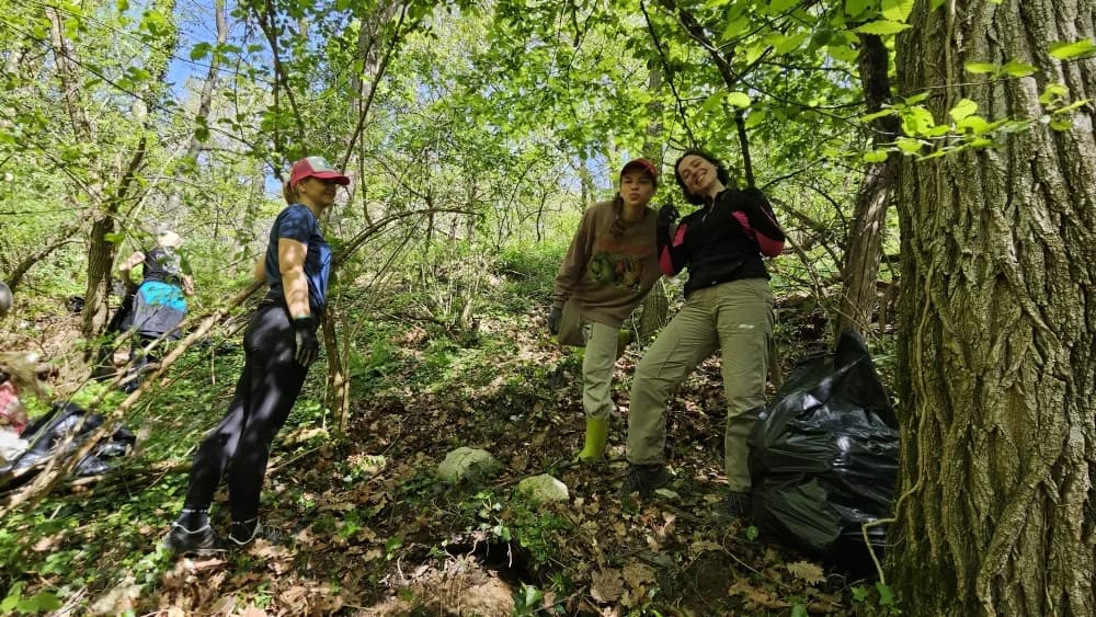 FOTO: Zajednička akcija požeških planinarskih društava – Eko akcija za zeleni Papuk