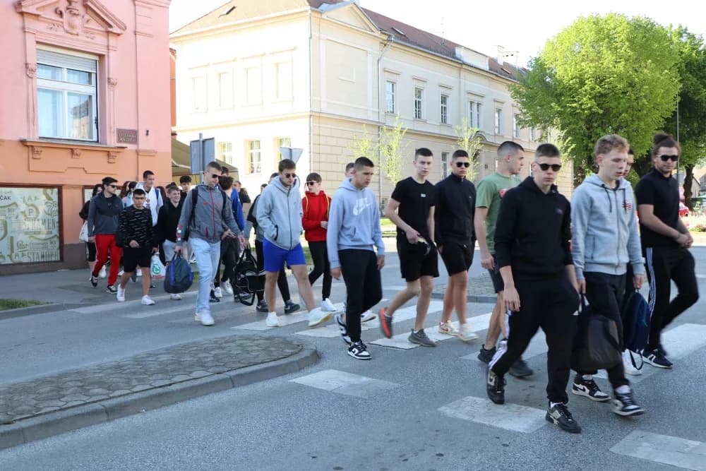 FOTO: Drugi sportski susreti hrvatskih katoličkih srednjih škola održan u Požegi
