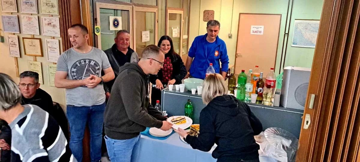 Završila 6. Opća planinarska škola u HPD Gojzerica Požega