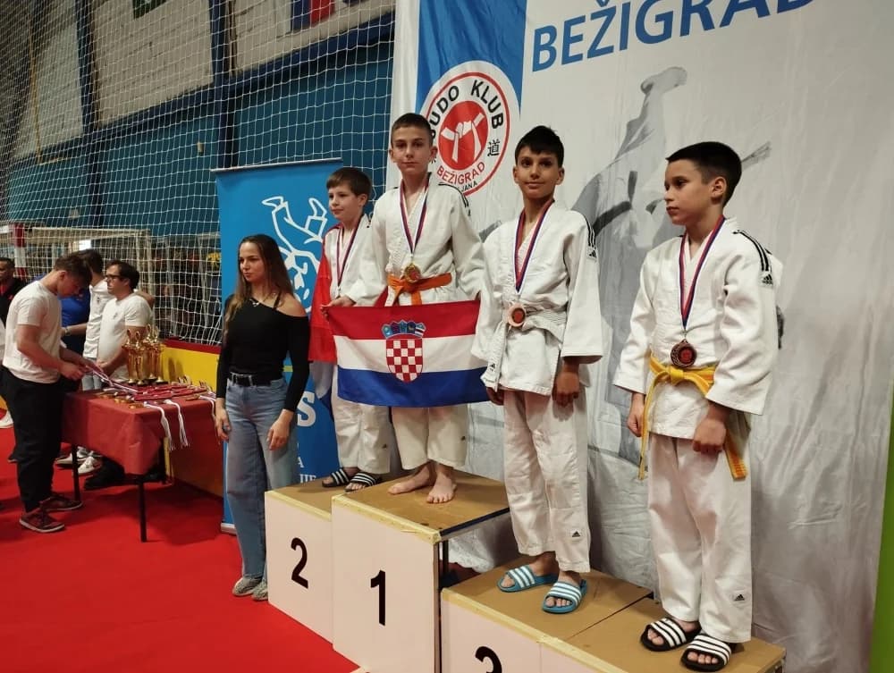 Judaši JK Slavonac odlični na turnirima u Pisarovini i Ljubljani