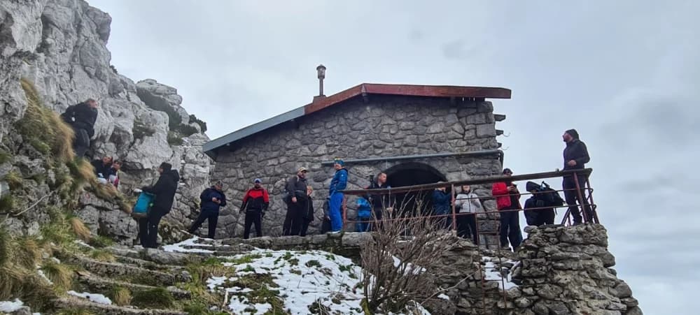 FOTO: „Maturalac“ polaznika 6. opće planinarske škole HPD Gojzerica Požega u Gorskom kotaru