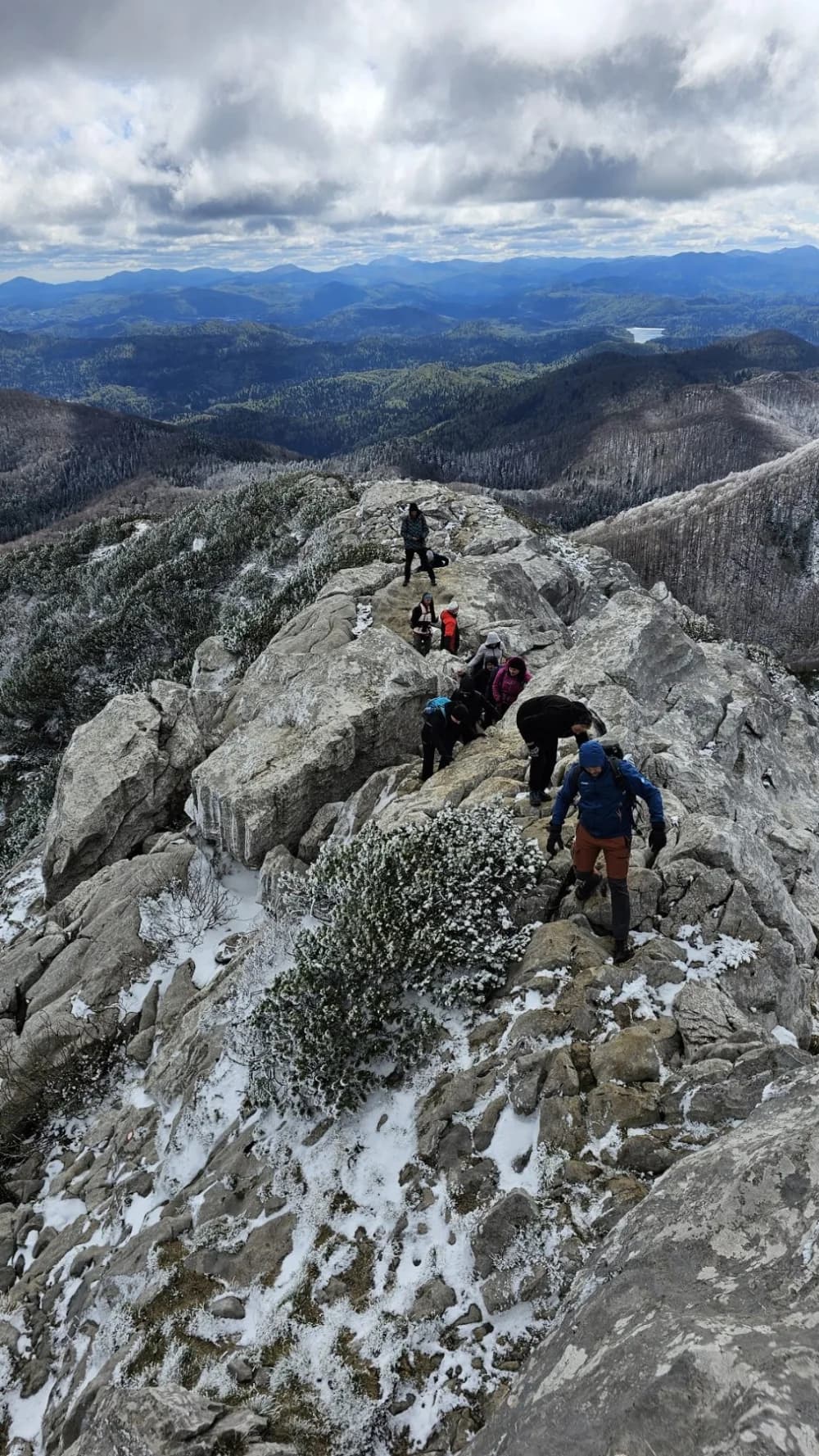 FOTO: „Maturalac“ polaznika 6. opće planinarske škole HPD Gojzerica Požega u Gorskom kotaru