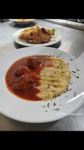 DIVNA GESTA: Restoran Begović u Požegi od svakog računa donira po 1 euro za liječenje malog Roka