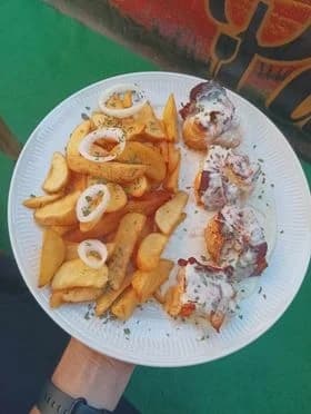 DIVNA GESTA: Restoran Begović u Požegi od svakog računa donira po 1 euro za liječenje malog Roka
