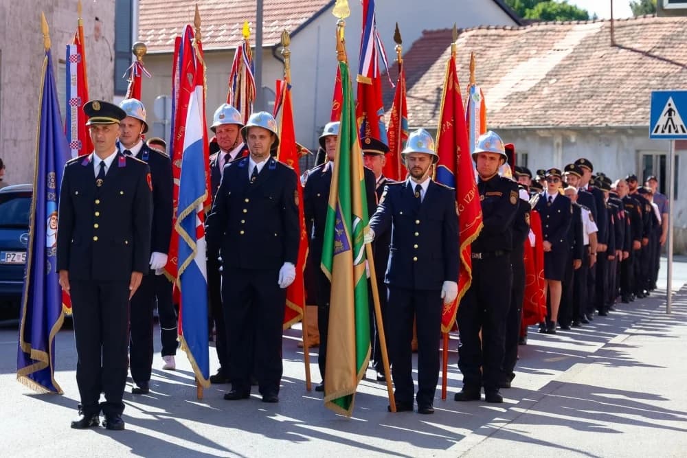 FOTO: 150 godina DVD Požega, najstarijeg dobrovoljnog vatrogasnog društva u našoj županiji