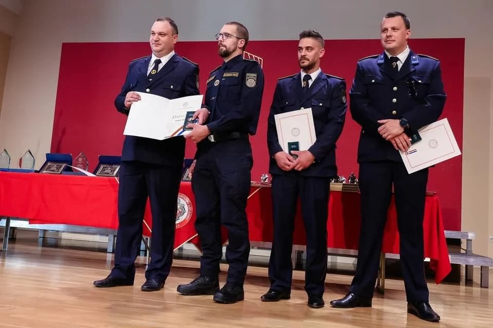 FOTO: 150 godina DVD Požega, najstarijeg dobrovoljnog vatrogasnog društva u našoj županiji