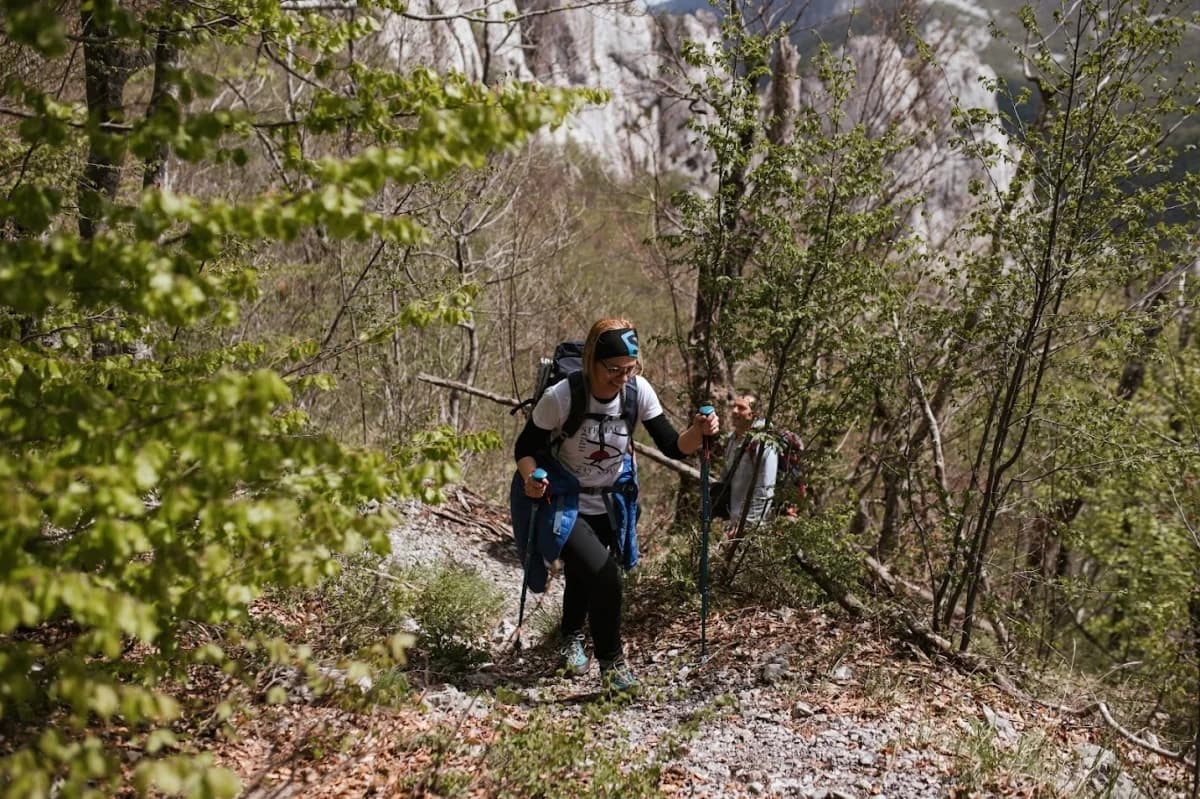 HPD Gojzerica i HPD Strmac Nova Gradiška na zajedničkom izletu na Srednji Velebit