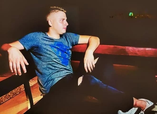 Pakračanin Karlo (23) nepokretan je već 22 mjeseca i treba našu pomoć!