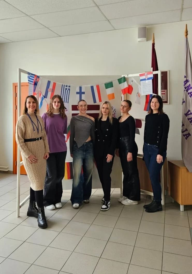 Učenice požeške Ekonomske škole u Latviji predstavljale Muzej bećarca
