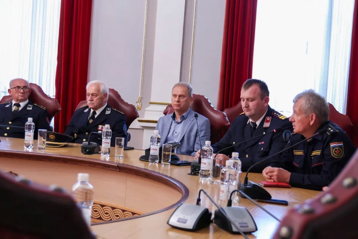 Prijem vatrogasaca u prigodi blagdana svetog Florijana: „Vi ste tkivo zajednice, ljudi koji ne biraju ni trenutak ni prioritete“
