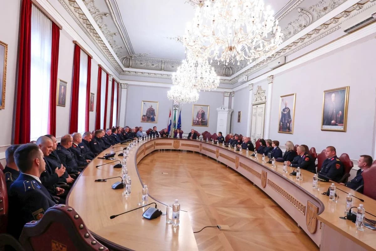 Prijem vatrogasaca u prigodi blagdana svetog Florijana: „Vi ste tkivo zajednice, ljudi koji ne biraju ni trenutak ni prioritete“