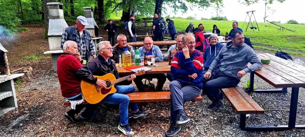 FOTO: 6. Slivin pohod - PD Petrov vrh Daruvar 