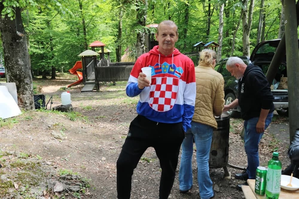 SUSRETI PRIJATELJA 2024. Fešta čobanca branitelja iz čitave Hrvatske uz bjelovarske tamburašice