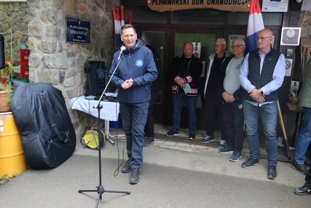 SUSRETI PRIJATELJA 2024. Fešta čobanca branitelja iz čitave Hrvatske uz bjelovarske tamburašice