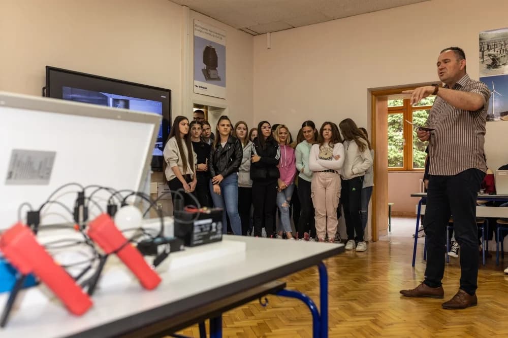 FOTO: Dan otvorenih vrata u Tehničkoj školi