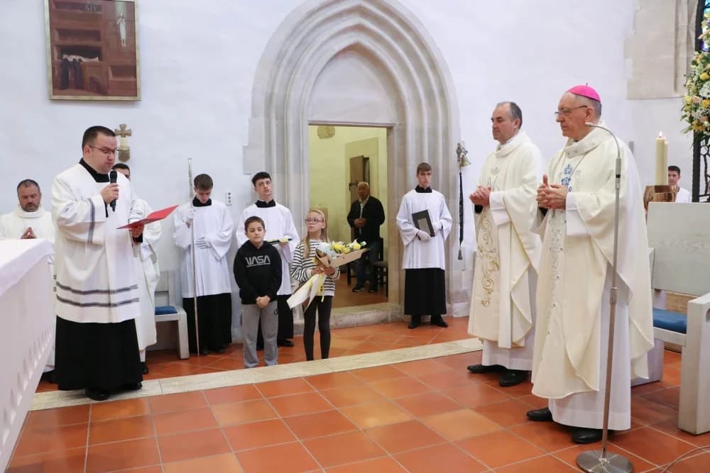 FOTO: Hodočašće učenika osnovnih škola Gospi Voćinskoj