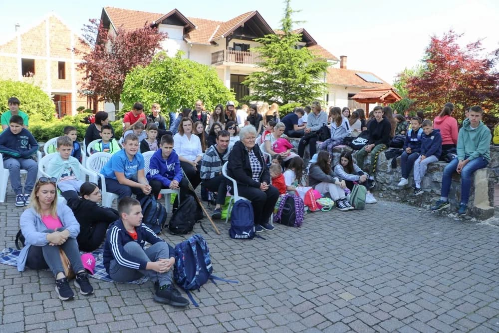 FOTO: Hodočašće učenika osnovnih škola Gospi Voćinskoj