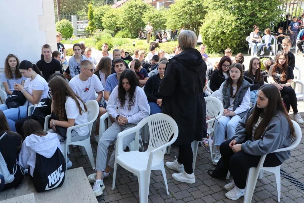 FOTO: Hodočašće učenika osnovnih škola Gospi Voćinskoj