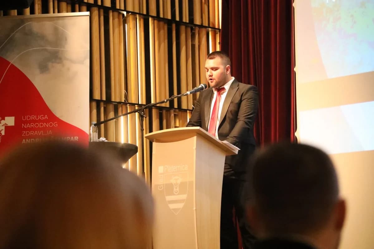 Započeli 16. Štamparovi dani u Pleternici: “Ove godine ćemo krenuti u izgradnju Memorijalnog centra dr. Andrije Štampara u Brodskom Drenovcu”