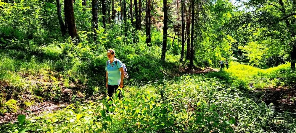 FOTO: Planinari HPD Gojzerice na izletu u arboretum Lisičine 