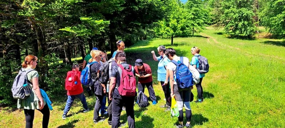 FOTO: Planinari HPD Gojzerice na izletu u arboretum Lisičine 