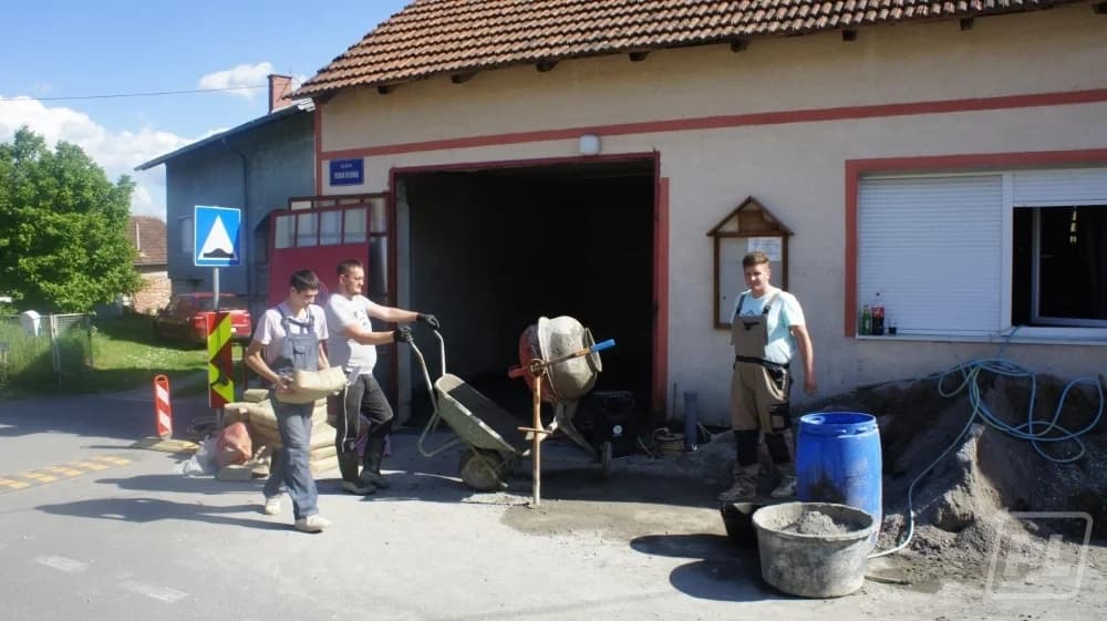 Članovi DVD-a Prekopakra sami uređivali prostorije društva