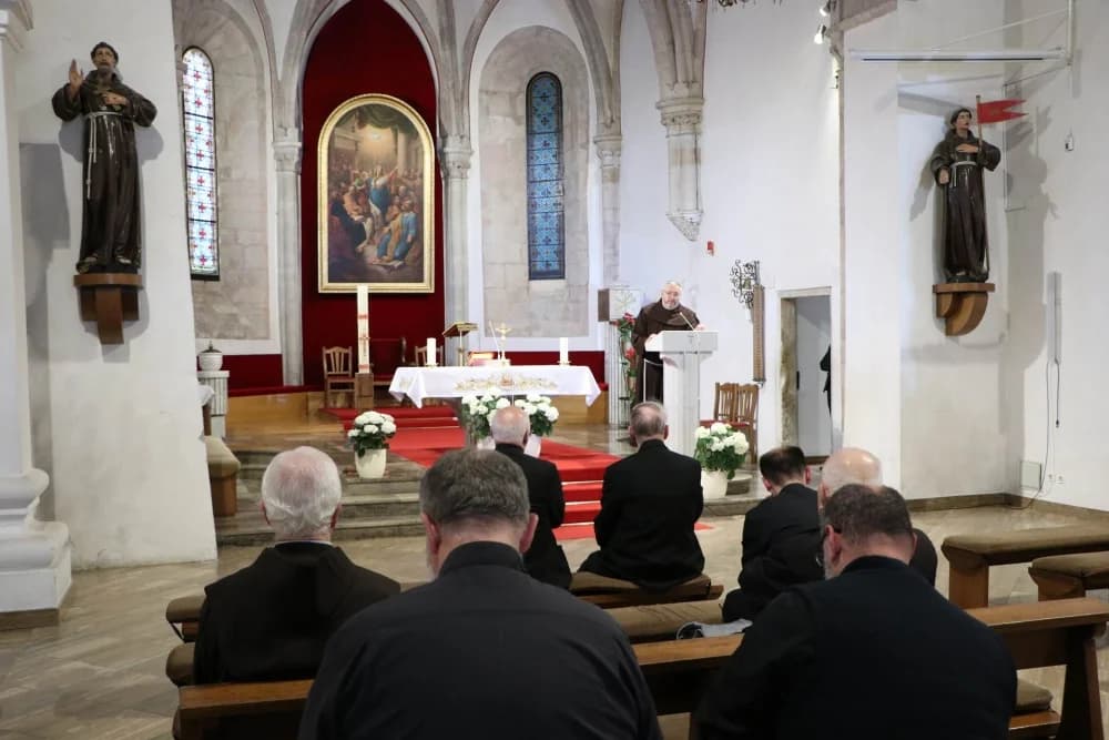 Beogradski nadbiskup i svećenici posjetili Požešku biskupiju