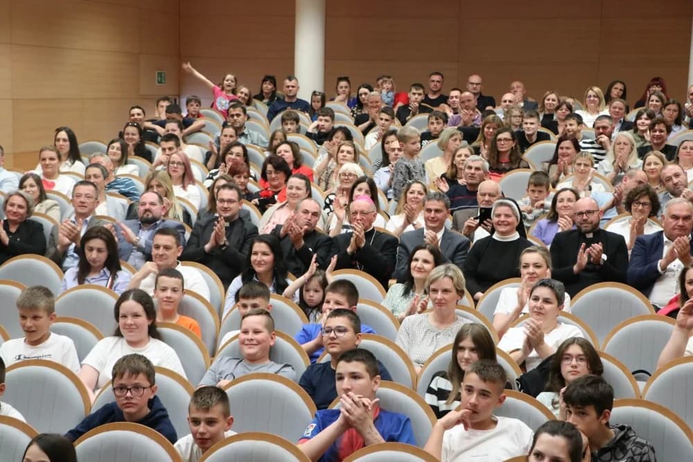 Obilježena 15. obljetnica Katoličke osnovne škole u Požegi