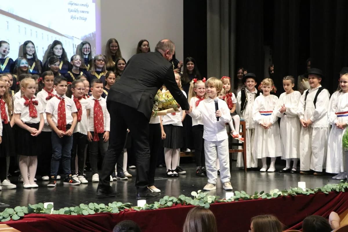 Obilježena 15. obljetnica Katoličke osnovne škole u Požegi