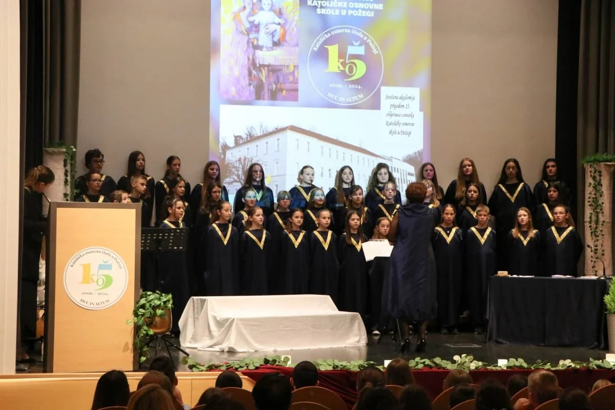 Obilježena 15. obljetnica Katoličke osnovne škole u Požegi