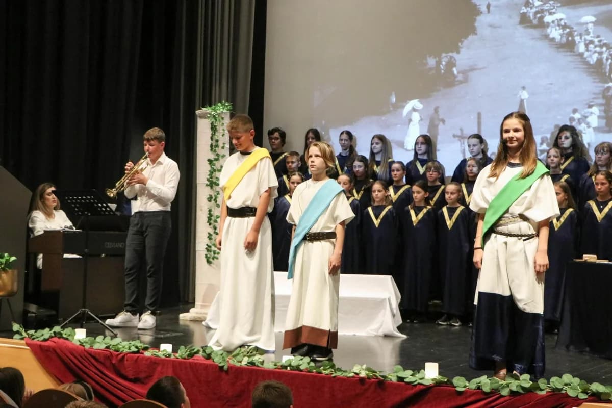 Obilježena 15. obljetnica Katoličke osnovne škole u Požegi