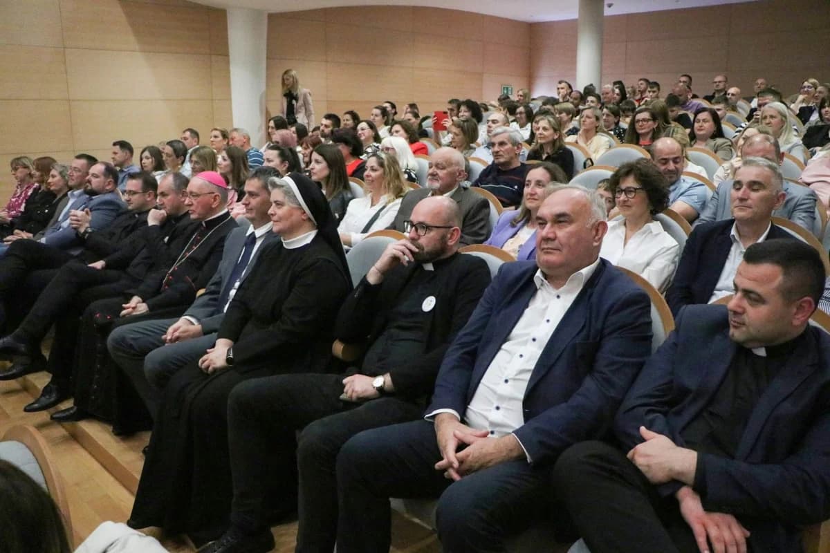 Obilježena 15. obljetnica Katoličke osnovne škole u Požegi