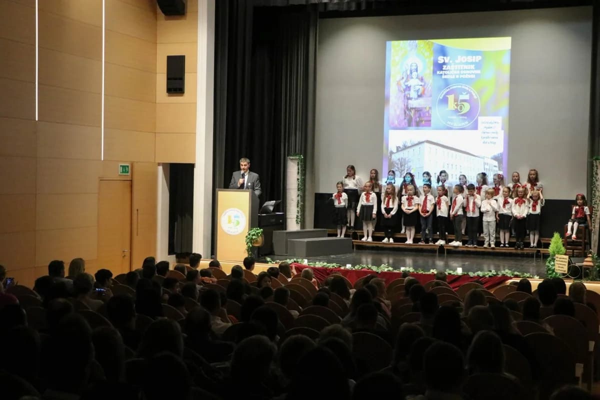 Obilježena 15. obljetnica Katoličke osnovne škole u Požegi
