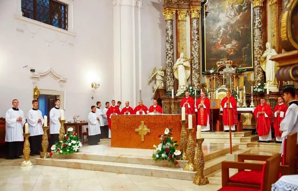 FOTO: Sakrament sv. potvrde u požeškoj Katedrali