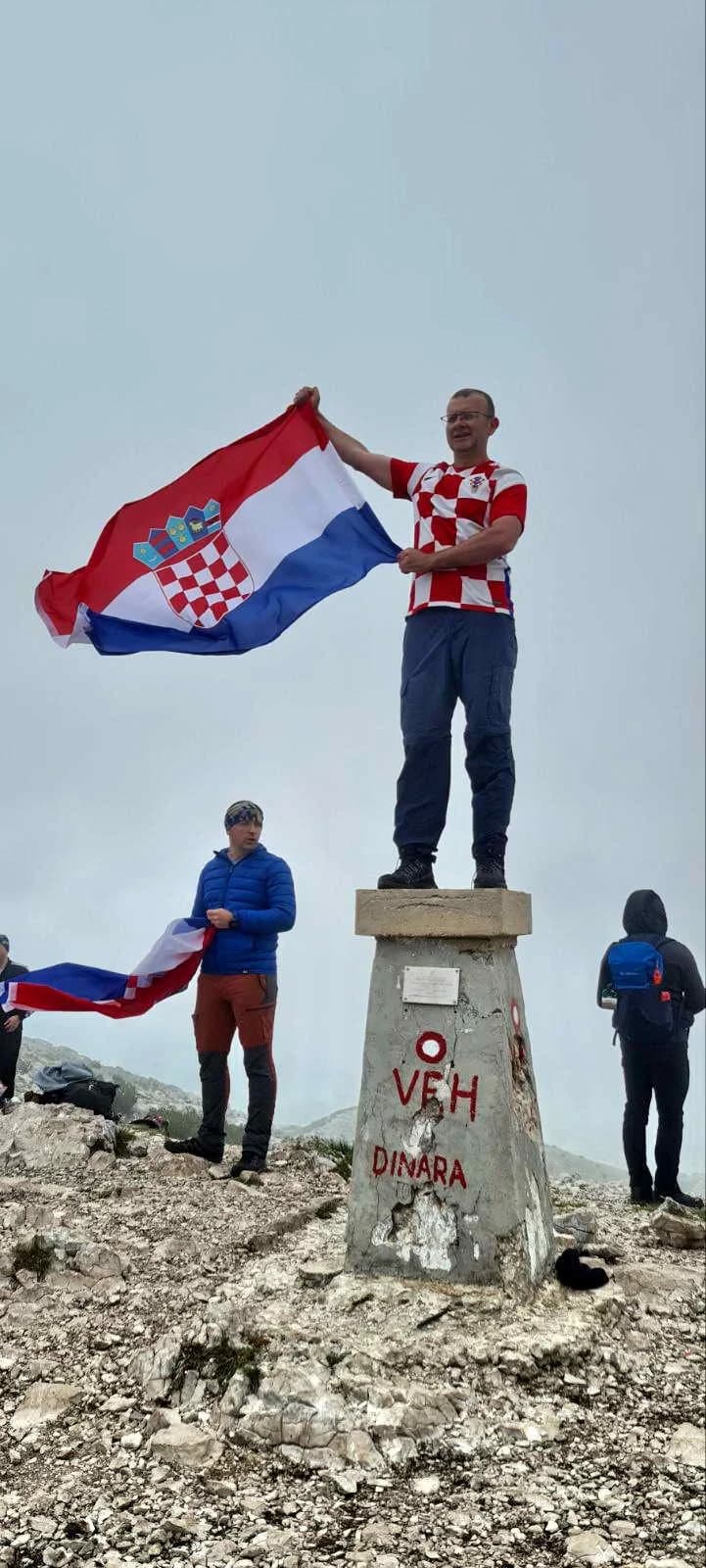HPD Gojzerica na krovu Hrvatske, dinarskom vrhu Sinjal