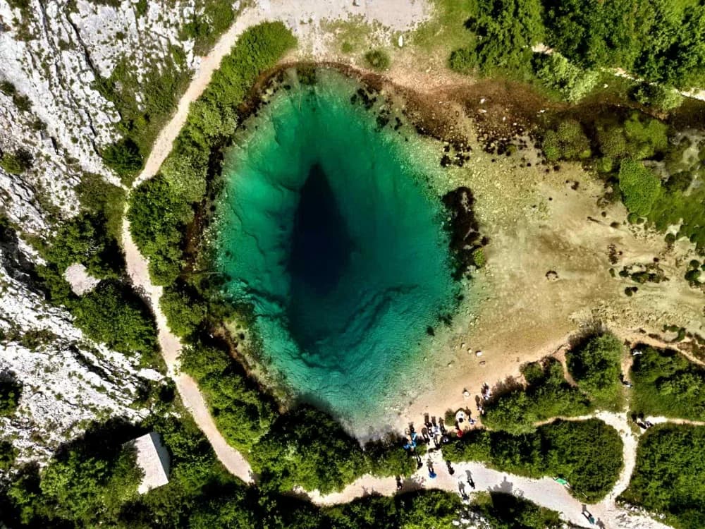 HPD Gojzerica na krovu Hrvatske, dinarskom vrhu Sinjal