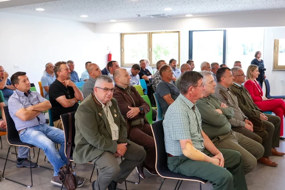 Dodijeljeno 58 tisuća eura za lovstvo i aktivnosti udruga u području poljoprivrede, razvoja ruralnih područja i zaštite životinja