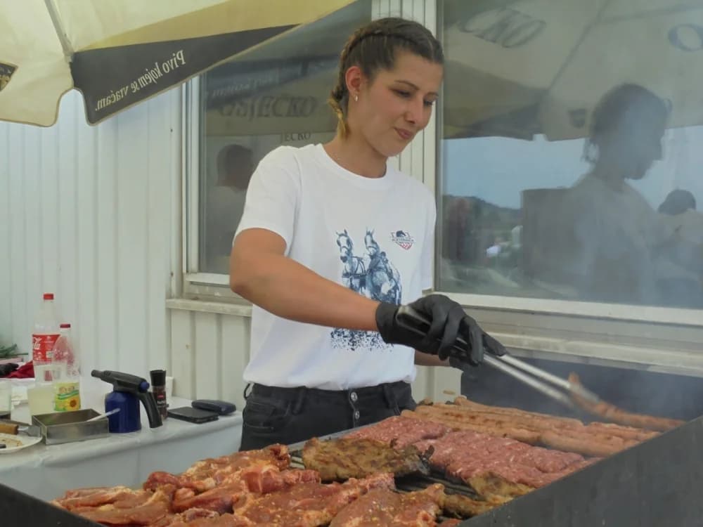 FOTO: Konjički klub Pleternica otvorio vrata svim generacijama