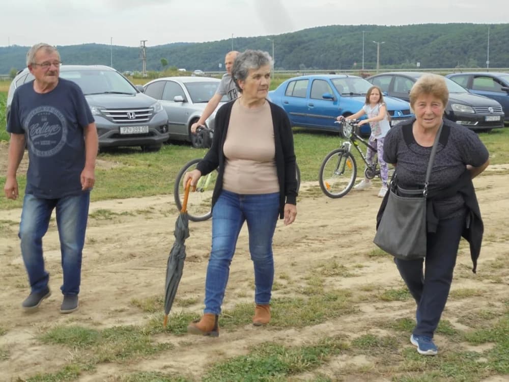 FOTO: Konjički klub Pleternica otvorio vrata svim generacijama