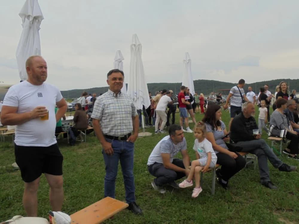 FOTO: Konjički klub Pleternica otvorio vrata svim generacijama