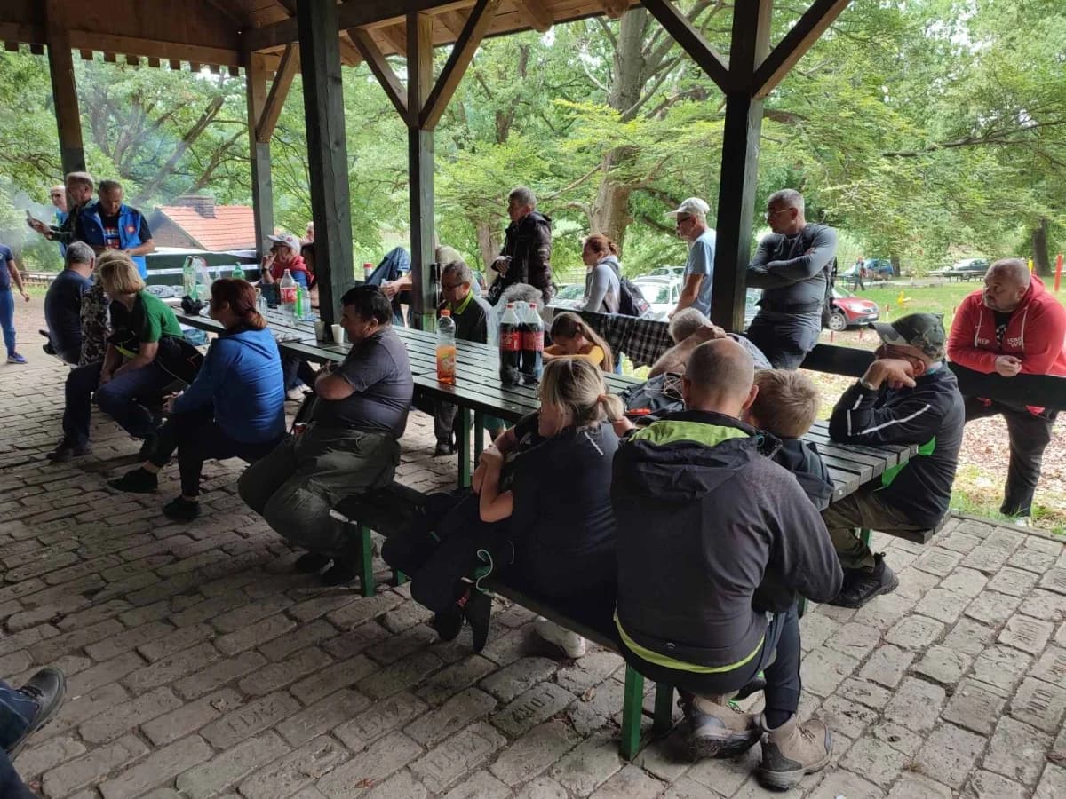 Održan tradicionalni susret planinara pjesnika i slikara na Sovskom jezeru