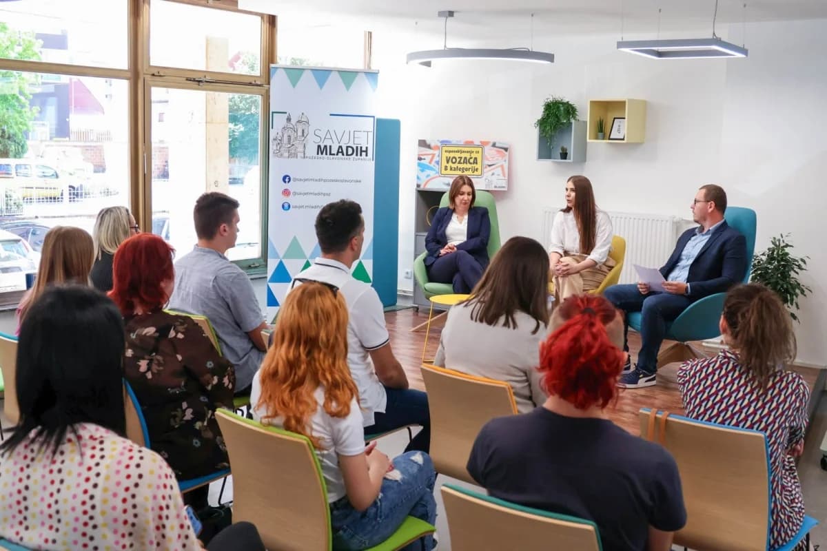 Martina Hodak iz Obrtničke škole Požega dobitnica je Nagradnog natječaja „Vozačka dozvola“