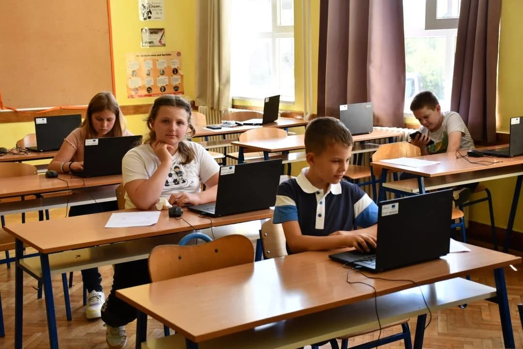 U kutjevačkoj osnovnoj školi održano natjecanje iz informatike ”34 kreni”