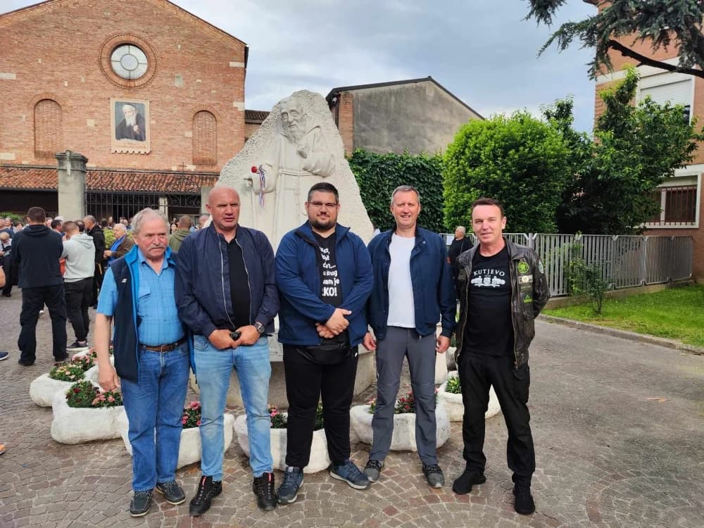 FOTO: Trenkovi panduri na hodočašću u Lurd