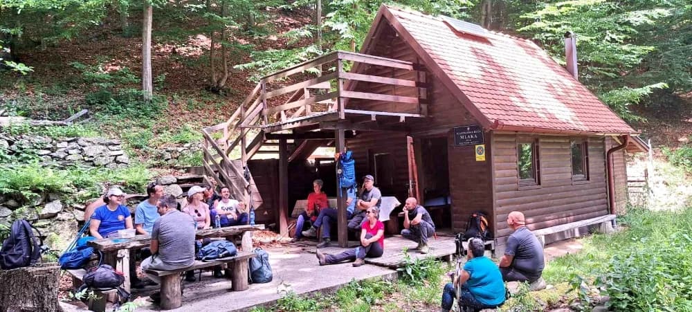 Planinari HPD Gojzerica Dan državnosti proveli na Krndiji