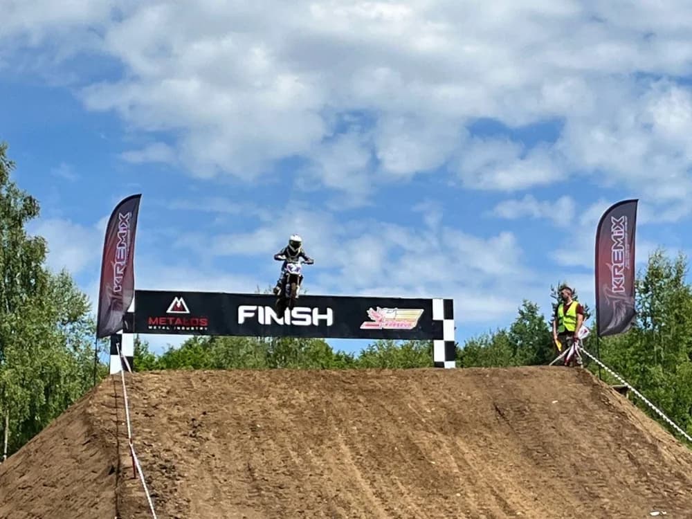 MOTOCROSS Lenče uz par padova drugi u Kreševu